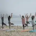 yoga-frauen-strand.jpg